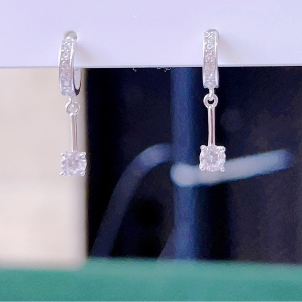 Sterling silver C-hoop earrings - Picture 9 of 11